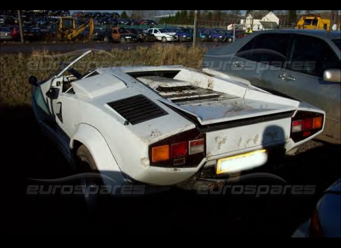 Lamborghini Countach 5000 QV (1985) with 23,000 Kilometers, being prepared for breaking #2