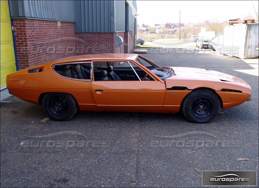 Lamborghini Espada with 44,000 Miles, being prepared for breaking #9