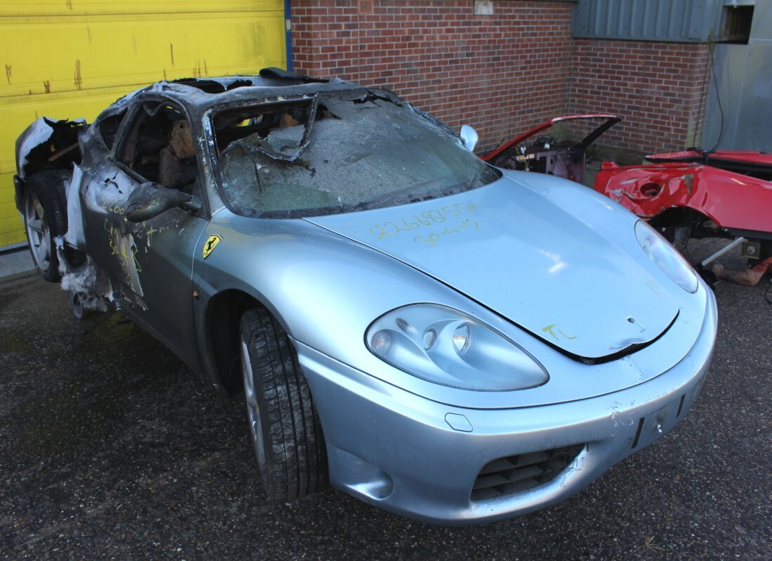 Ferrari 360 Modena with Unknown, being prepared for breaking #3