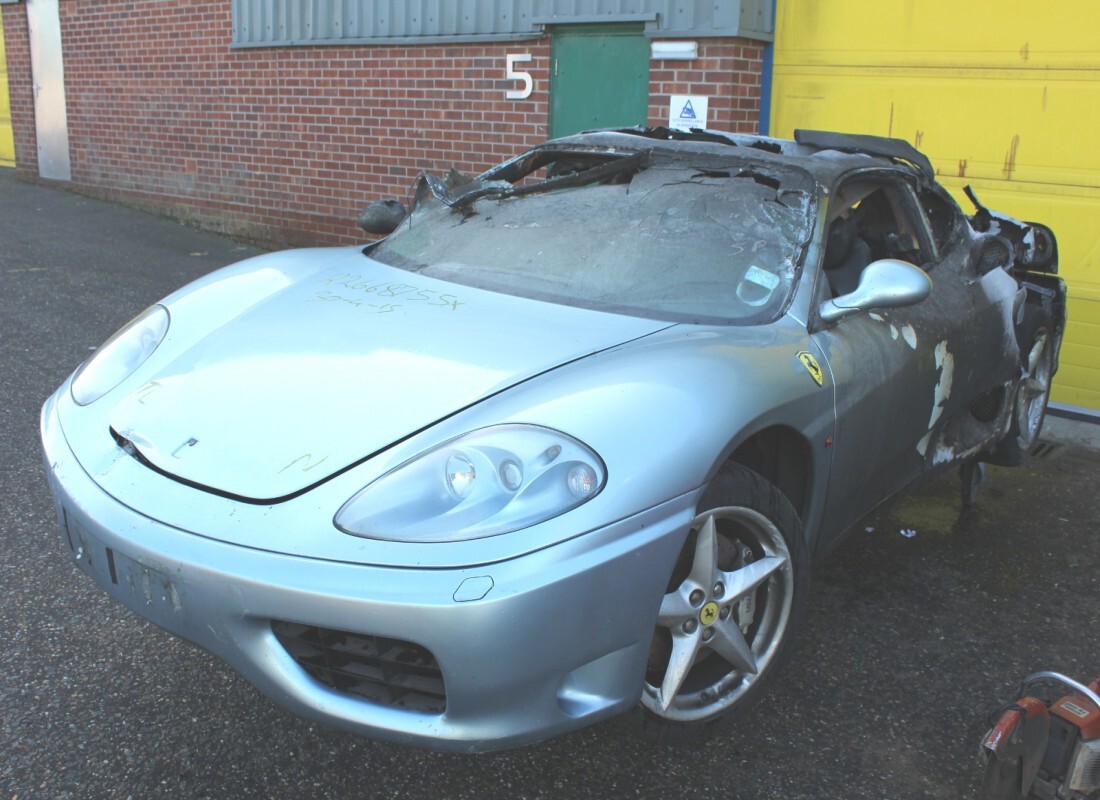 Ferrari 360 Modena with Unknown, being prepared for breaking #2