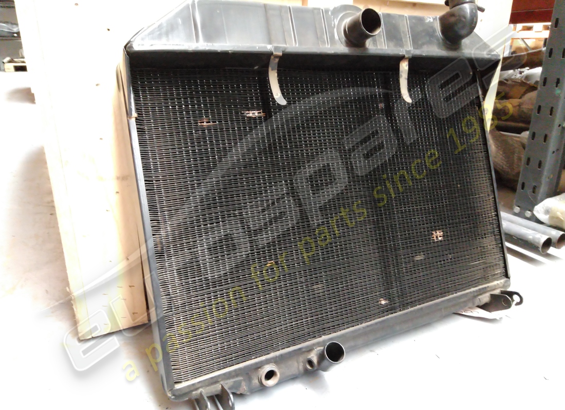 NEW Ferrari RADIATOR SERIES 2. PART NUMBER 800090 (2)