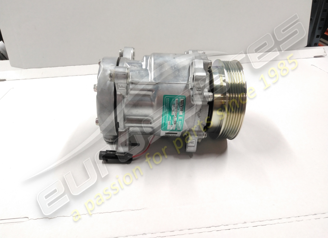 NEW Maserati SANDEN COMPRESSOR. PART NUMBER 578377502 (2)