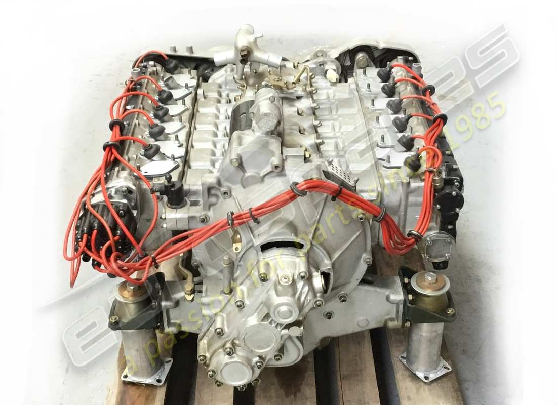 new (other) ferrari 512 bbi engine & gearbox. part number 119382 (2)