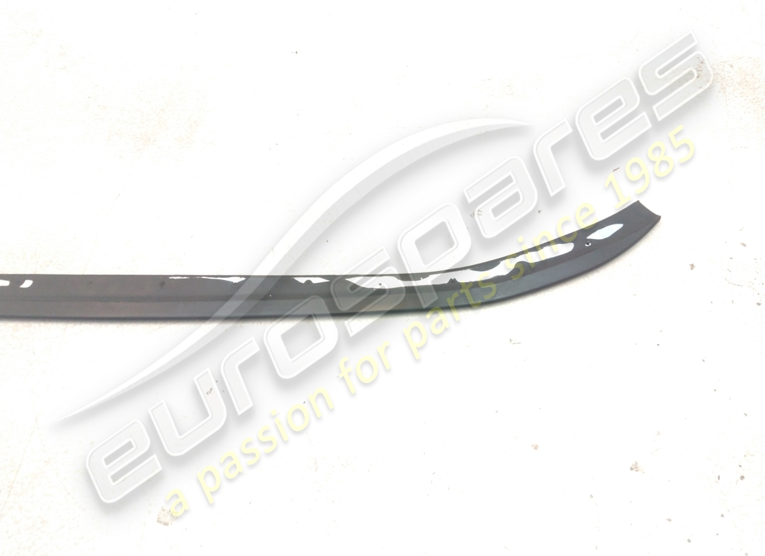 NEW FERRARI LOWER SPOILER. PART NUMBER 62470700 (3) new ferrari lower spoiler. part number 62470700 (3)