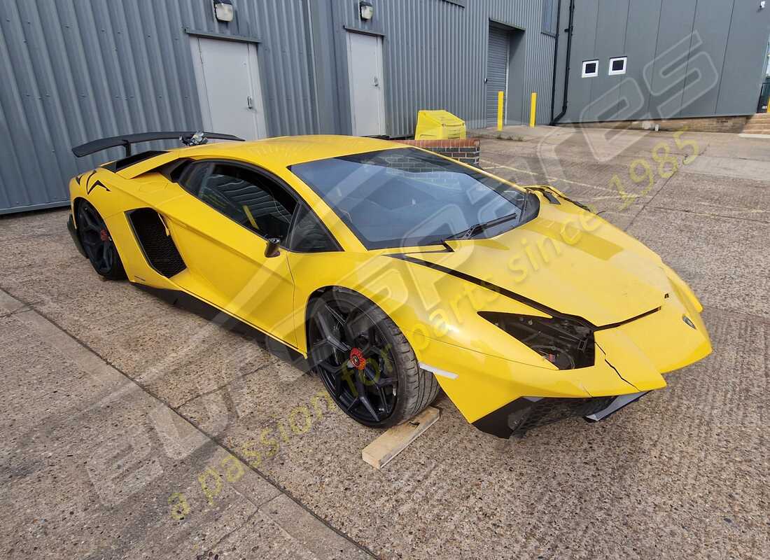 lamborghini lp750-4 sv coupe (2016) with 6,468 miles, being prepared for dismantling #7