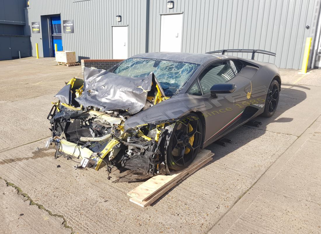 lamborghini performante coupe (2018) being prepared for dismantling at eurospares