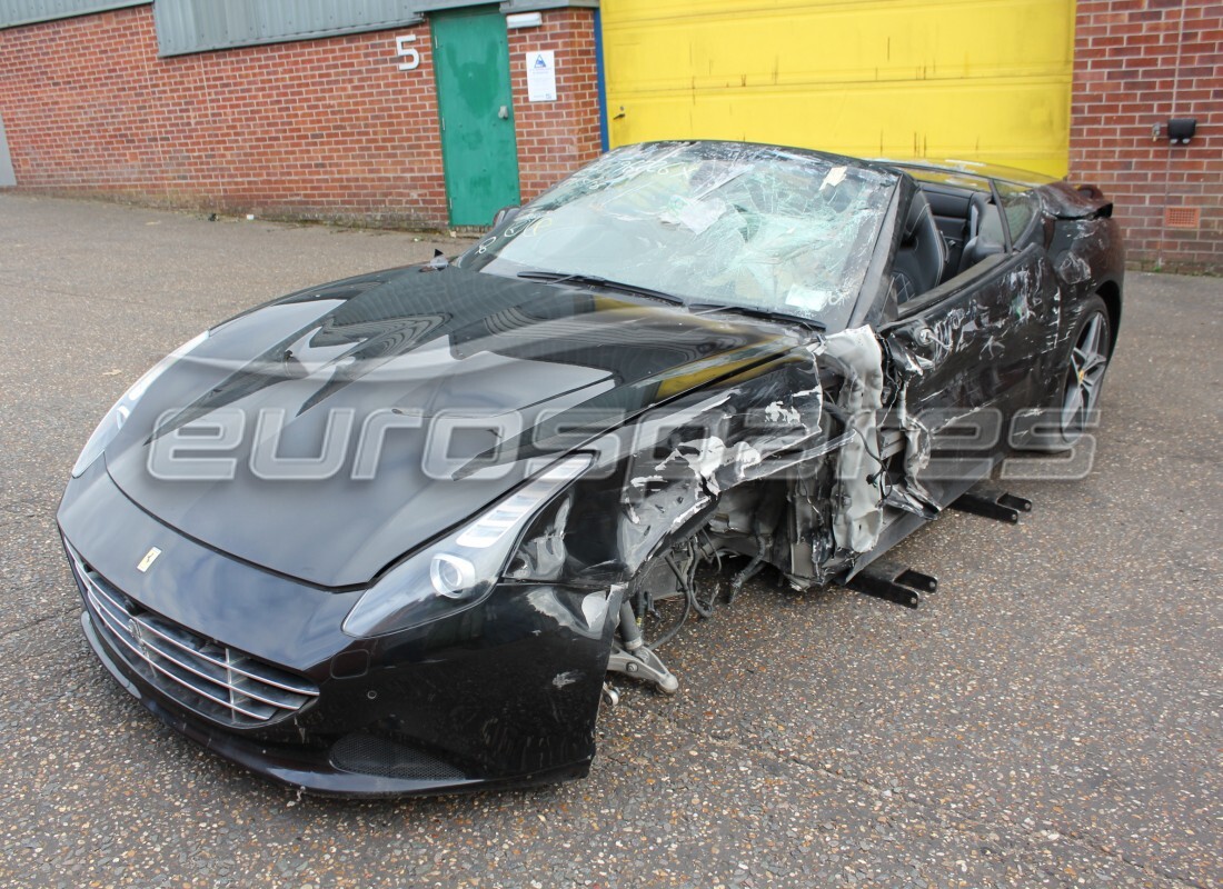 Ferrari California T (Europe) with 6,000 Miles, being prepared for breaking #5