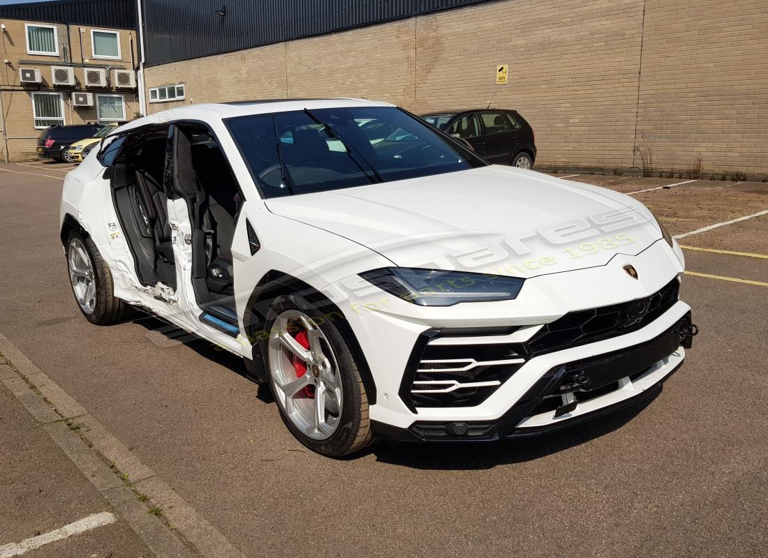 Lamborghini Urus (2019) with 200 Miles, being prepared for breaking #7