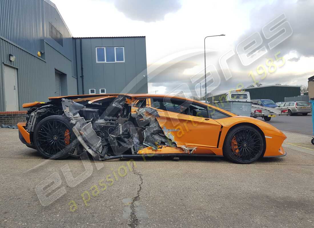 Lamborghini LP740-4 S COUPE (2018) with 11,442 Miles, being prepared for breaking #6