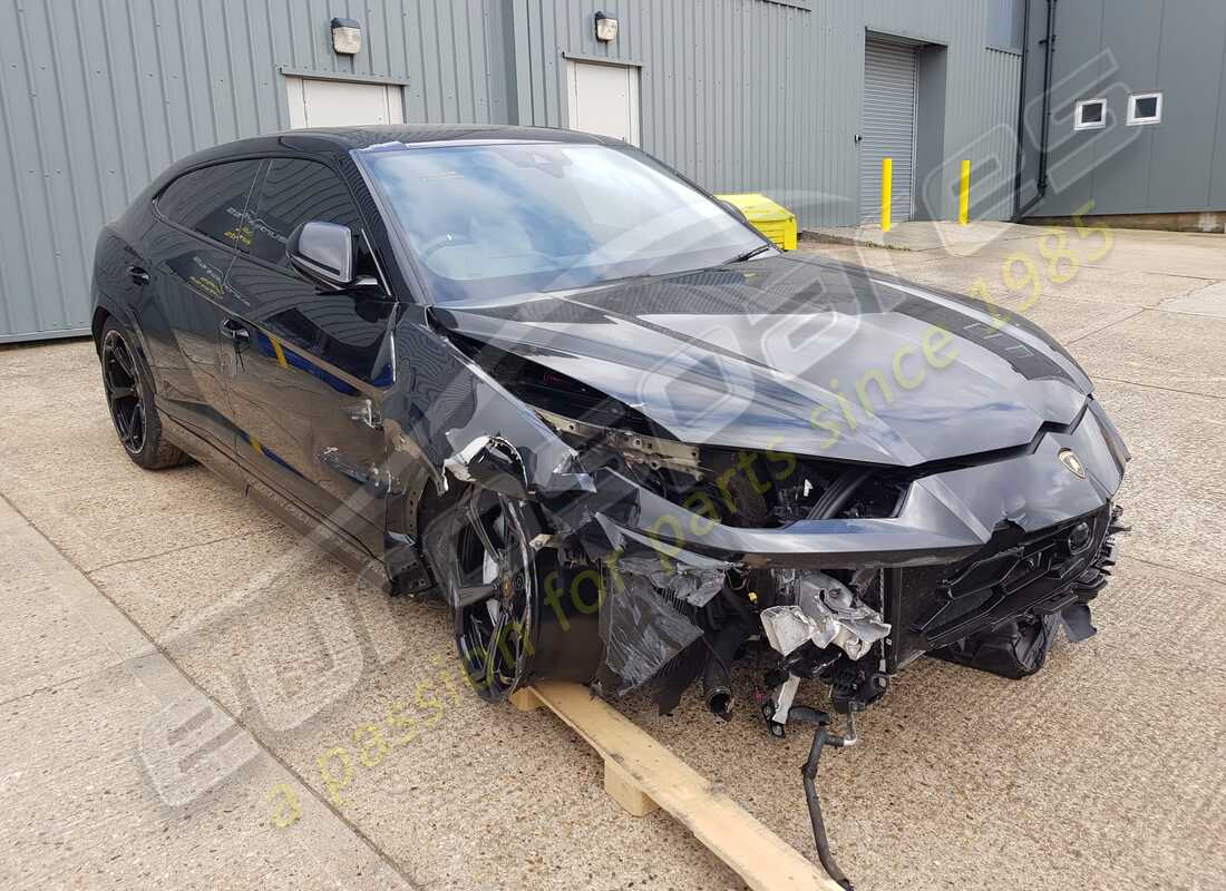 Lamborghini Urus (2020) with 16,266 Miles, being prepared for breaking #7