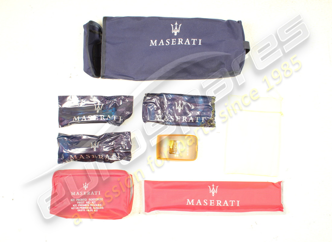 NEW Maserati KIT KEY ON HAND PREMIUM. PART NUMBER 920001658 (2)