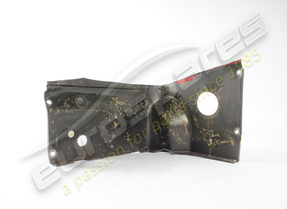 USED Ferrari SHIELD . PART NUMBER 61480100 (1)