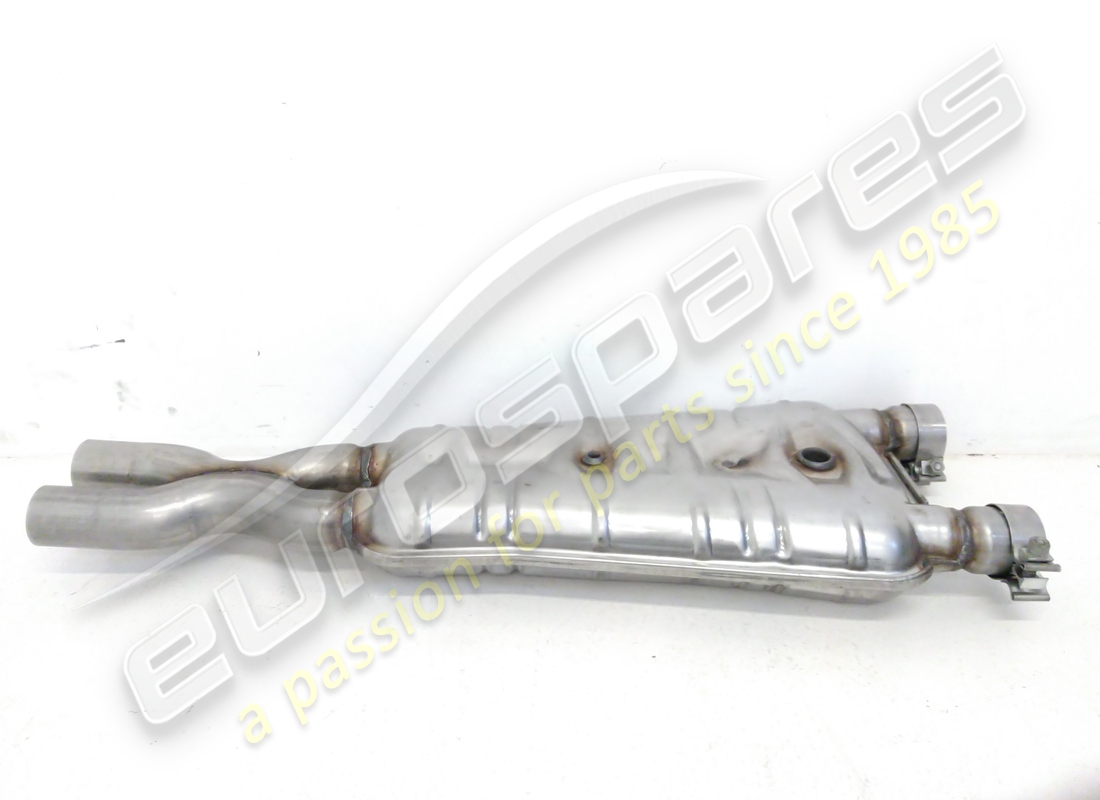 NEW Maserati CENTRAL SILENCER. PART NUMBER 187826 (1)