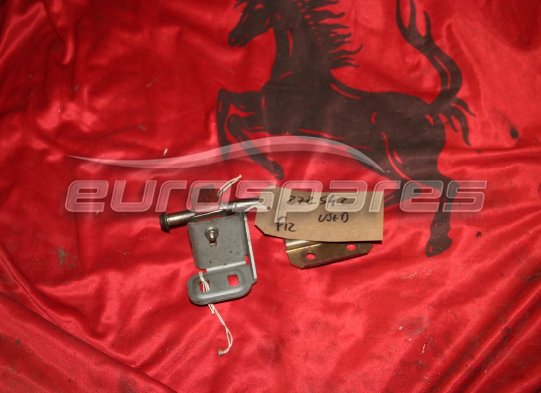 USED Ferrari RH REAR BRACKET ON SILENCER . PART NUMBER 272542 (1)