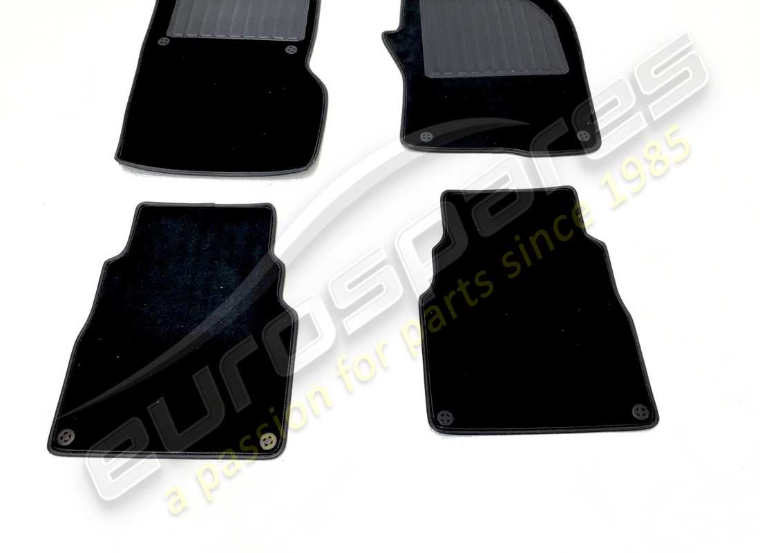 NEW (OTHER) Maserati SET OF MATS FOR CAR WITH EXTINGUISHER MANUAL RHD . PART NUMBER 381510040 (1)