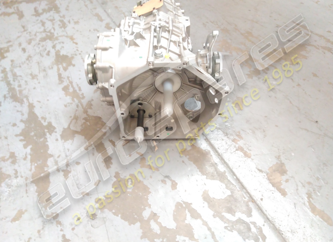 NEW (OTHER) Lamborghini TRANSMISSION. PART NUMBER 086300046H (4)