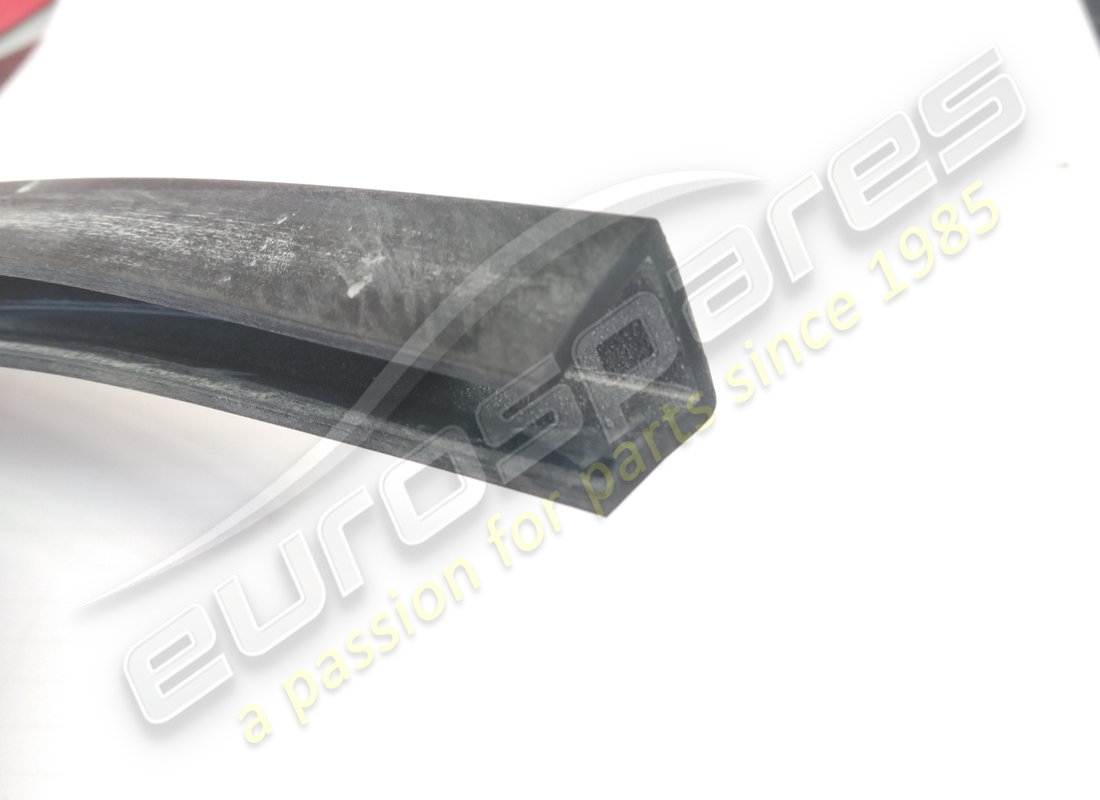 NEW Lamborghini REAR SCREEN WEATHER STRIP. PART NUMBER 14300110 (1)