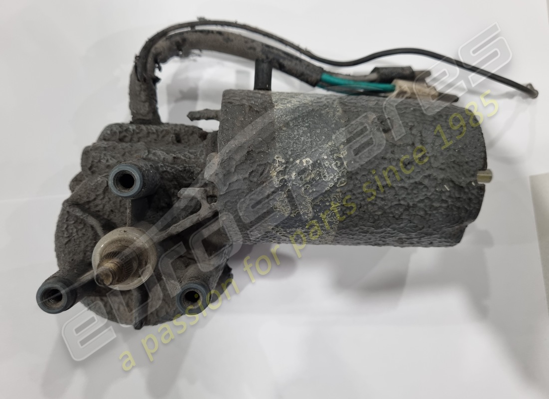 USED Ferrari HEADLIGHT LIFTING MOTOR. PART NUMBER 172534 (1)