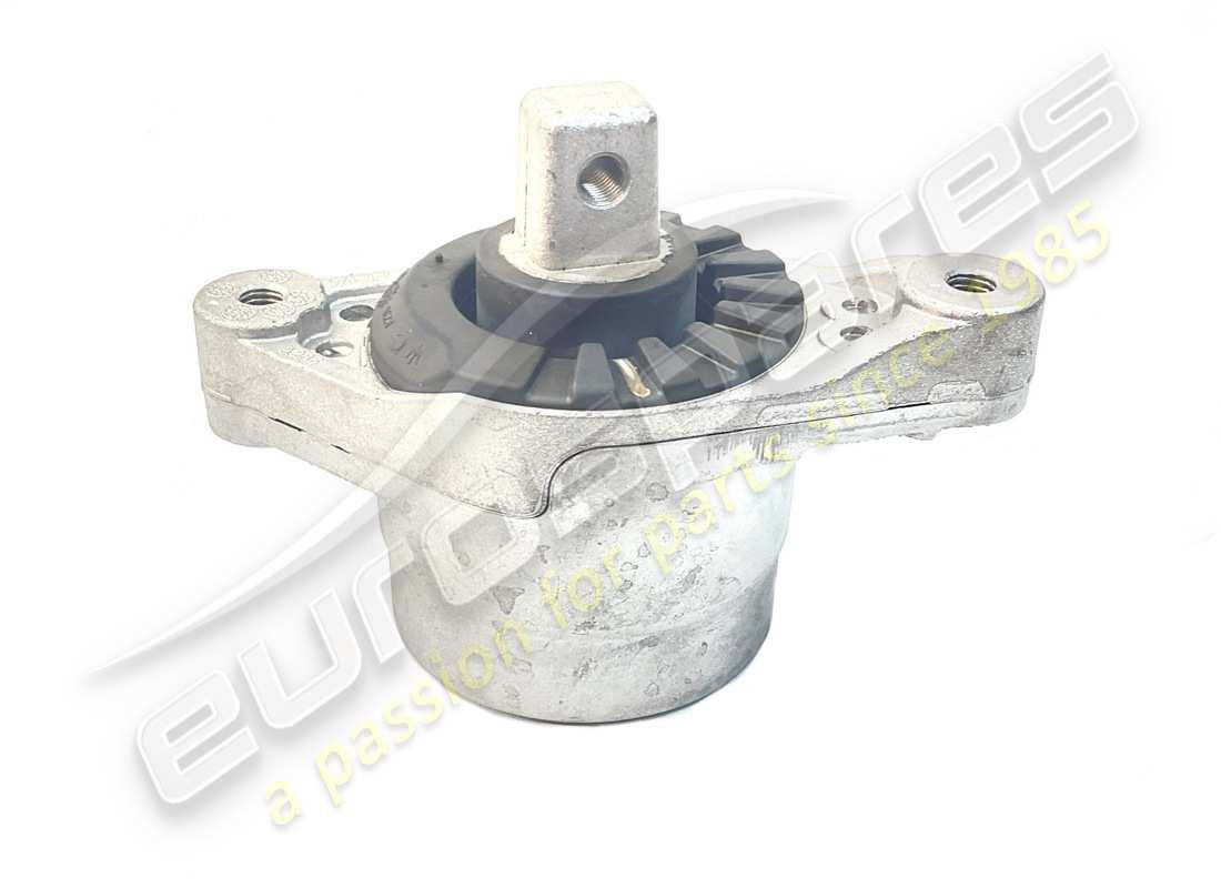 NEW Maserati RUBBER - RH ENGINE MOUNTING. PART NUMBER 670004871 (1)