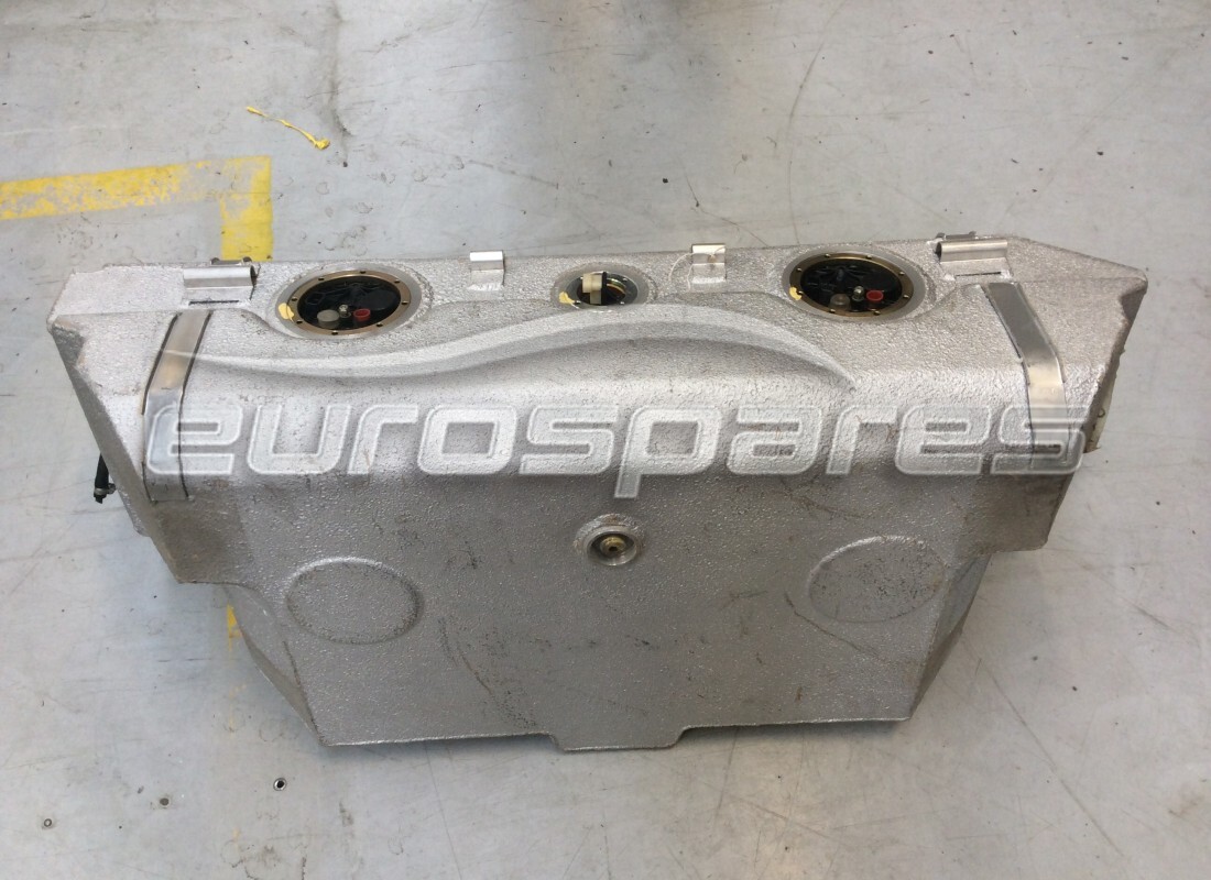 USED Ferrari FUEL TANK . PART NUMBER 160562 (1)