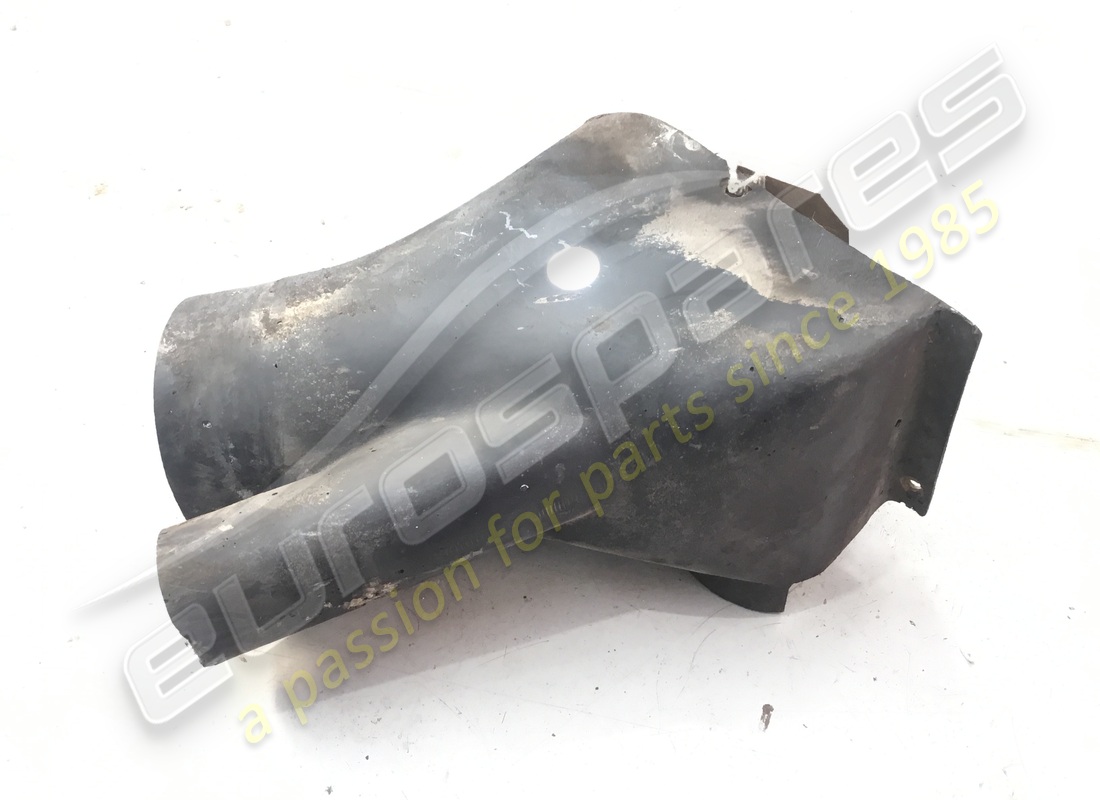 DAMAGED Ferrari RH BRAKE AIR CONVEYOR . PART NUMBER 124191 (1)