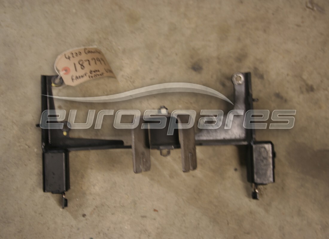 USED Maserati STEERING BOX REACTION BRACKET. PART NUMBER 187799 (1)