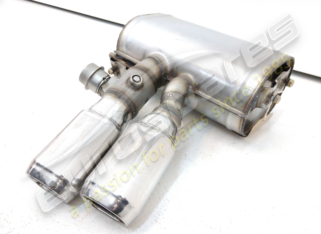 NEW MASERATI REAR RH SILENCER. PART NUMBER 204479 (6) new maserati rear rh silencer. part number 204479 (6)