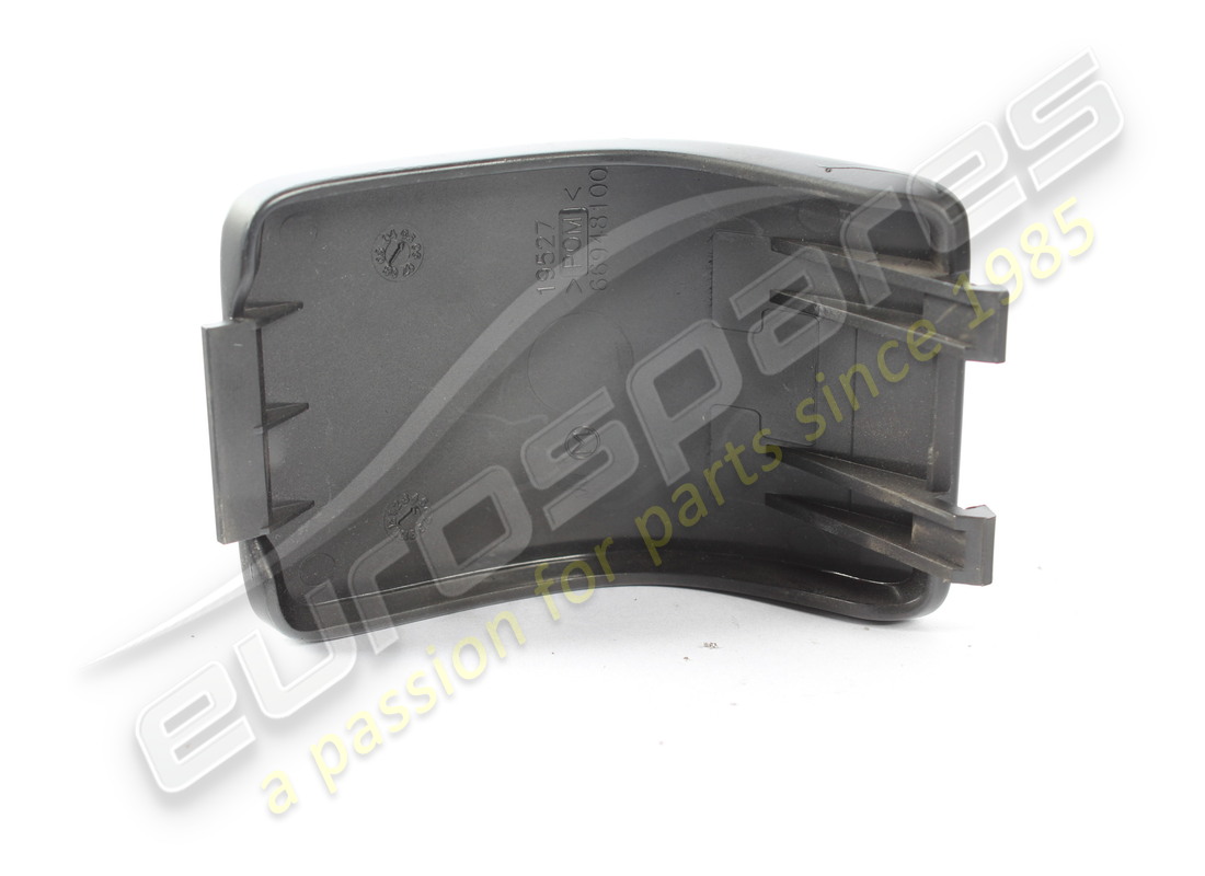 USED MASERATI ISOFIX PLUG. PART NUMBER 66948100 (2) used maserati isofix plug. part number 66948100 (2)