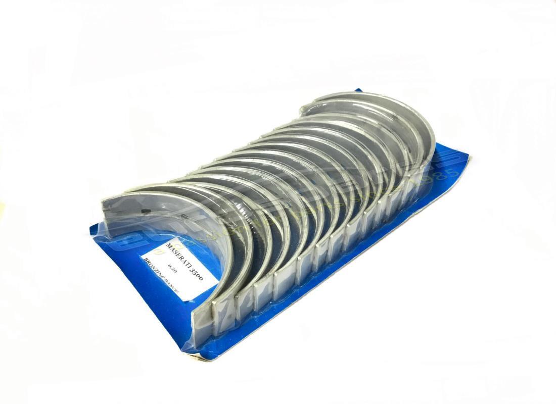 NEW MASERATI MAIN BEARINGS SET. PART NUMBER MMB001 (1) new maserati main bearings set. part number mmb001 (1)
