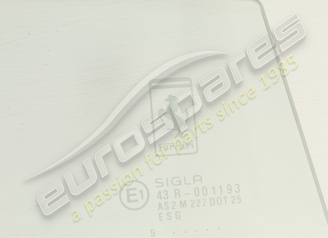 new ferrari lh door glass. part number 64316800 (2)