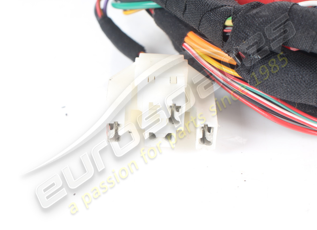 USED FERRARI TUNNEL CONSOLE CONNECTION CABLES. PART NUMBER 152184 (4) used ferrari tunnel console connection cables. part number 152184 (4)