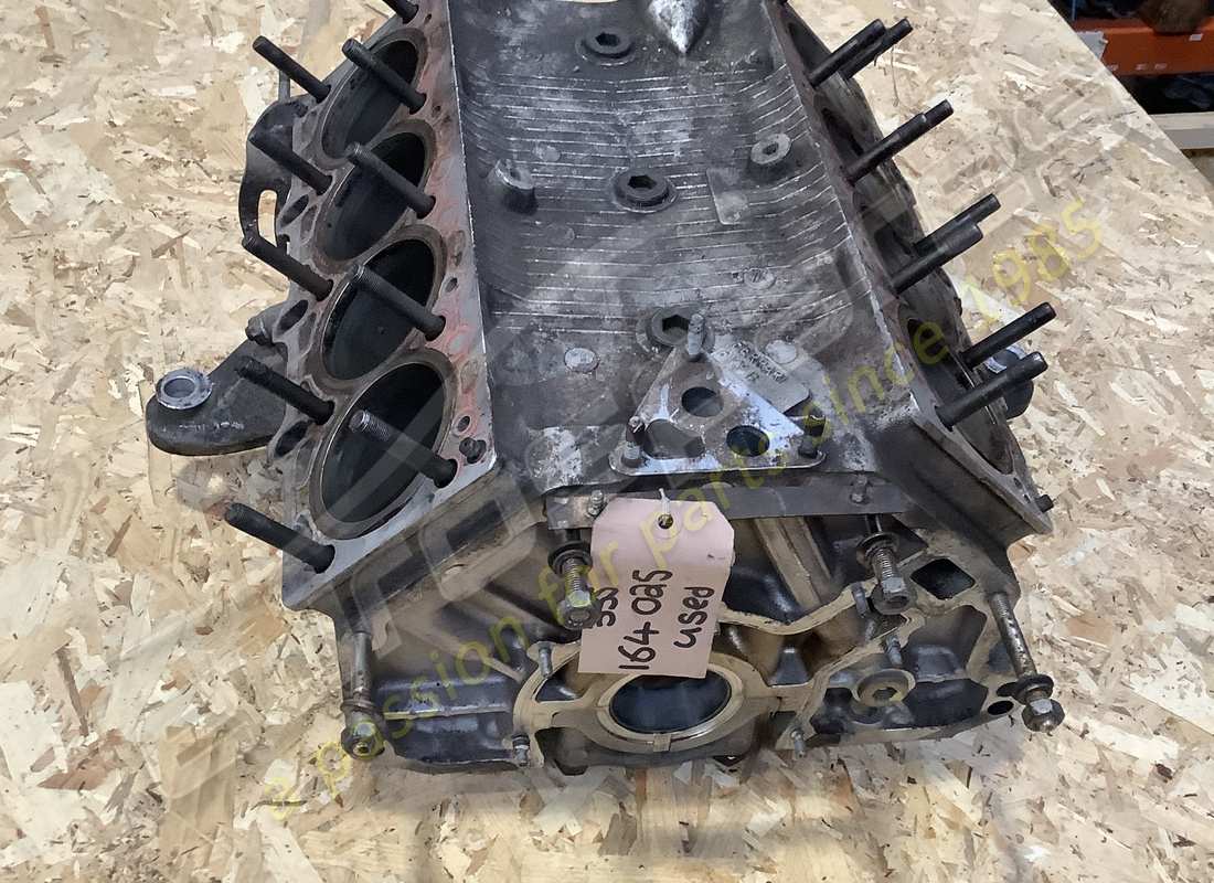 USED FERRARI F355 CRANKCASE. PART NUMBER 164025 (5) used ferrari f355 crankcase. part number 164025 (5)