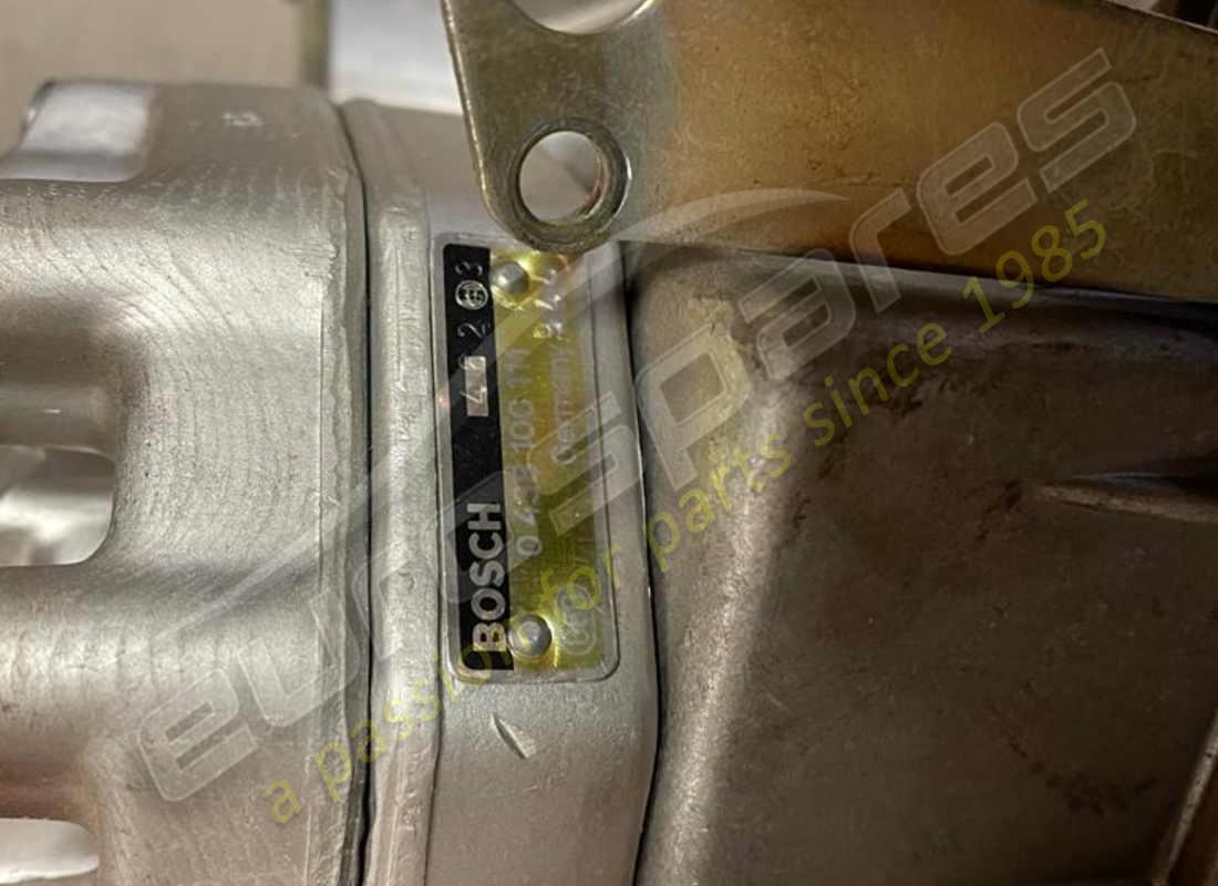 NEW FERRARI COMPLETE FUEL METERING DEVICE. PART NUMBER 129507A (6) new ferrari complete fuel metering device. part number 129507a (6)