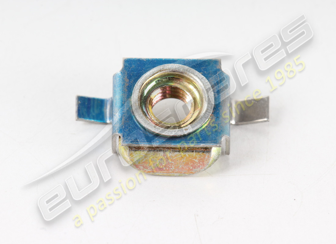 NEW MASERATI A-TYPE M5 CAGE NUT. PART NUMBER 14647691 (1) new maserati a-type m5 cage nut. part number 14647691 (1)