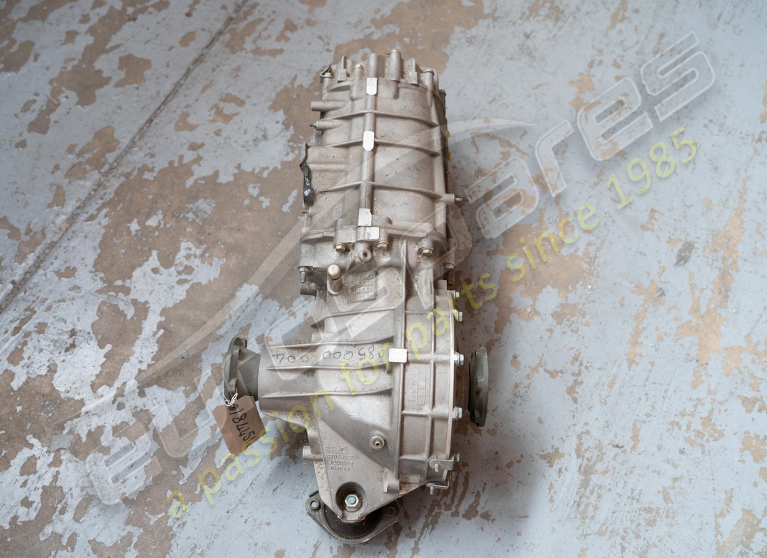 NEW (OTHER) MASERATI COMPLETE GEARBOX. PART NUMBER 184451 (3) new (other) maserati complete gearbox. part number 184451 (3)