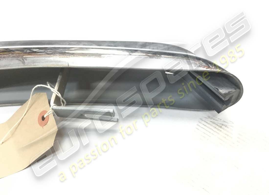 new ferrari lh front quarter bumper early oe. part number 20042305 (3)