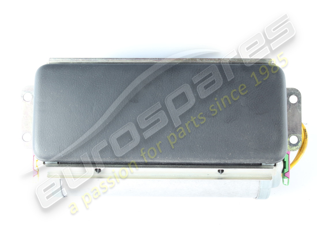 used maserati passenger side airbag. part number 9813061.. (2)