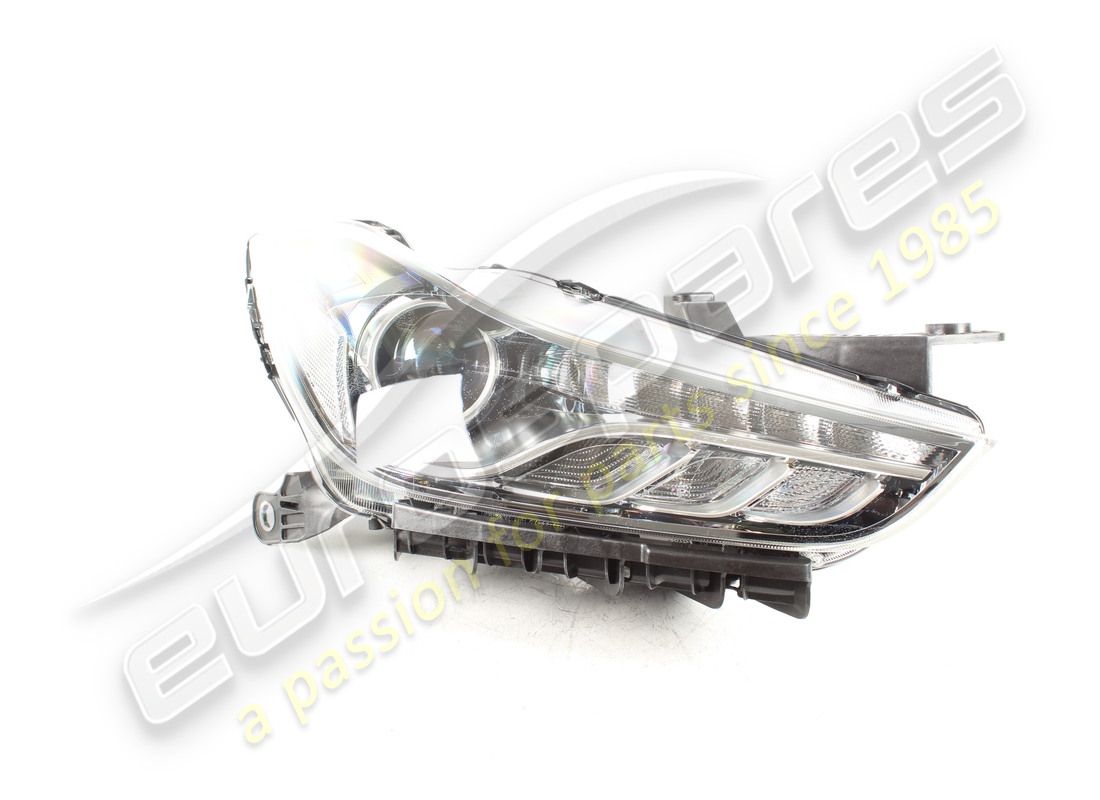 NEW MASERATI RH FRONT UPPER HEADLAMP. PART NUMBER 670106275 (1) new maserati rh front upper headlamp. part number 670106275 (1)