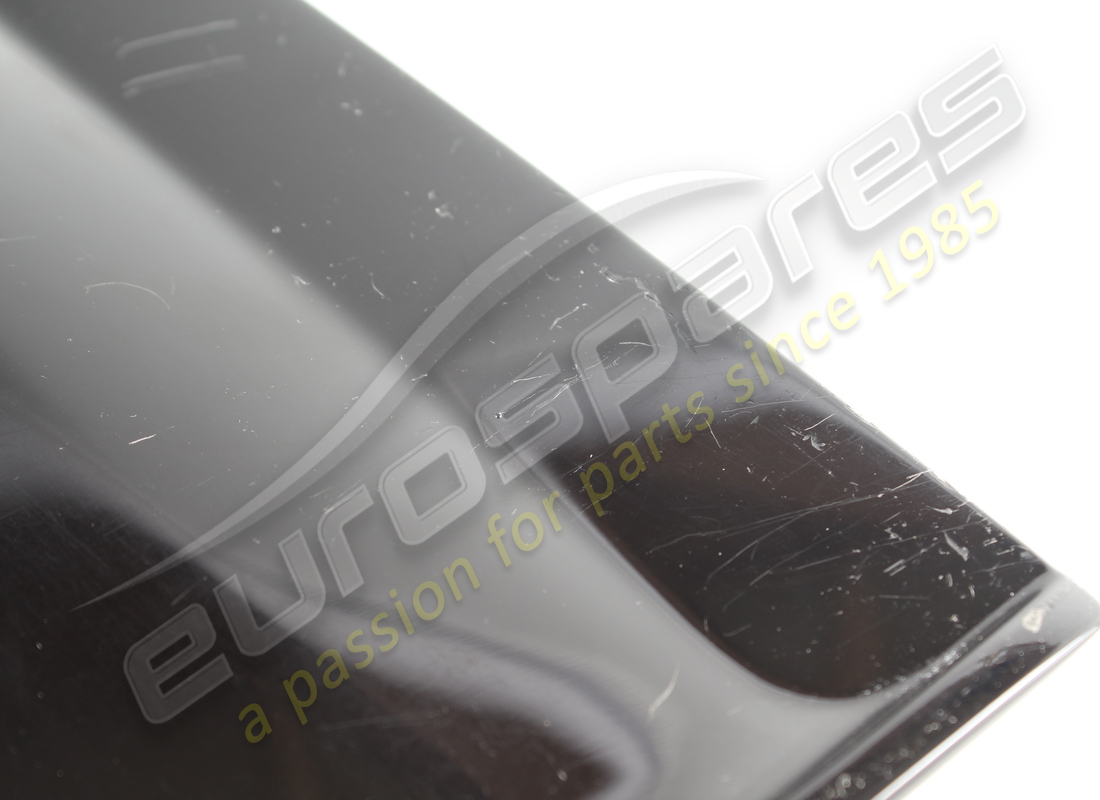 used ferrari lh cosmetic strip. part number 86914600 (3)