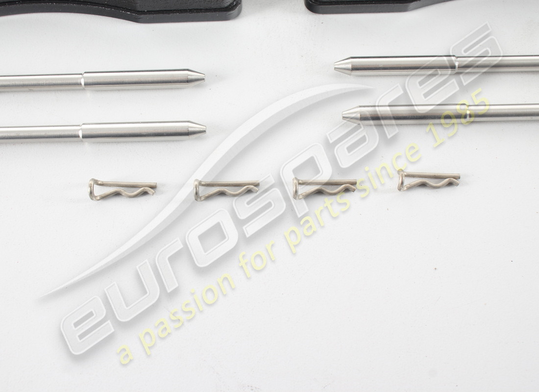 NEW FERRARI CARBON CERAMIC REAR BRAKE PADS SET. PART NUMBER 70002017 (2) new ferrari carbon ceramic rear brake pads set. part number 70002017 (2)