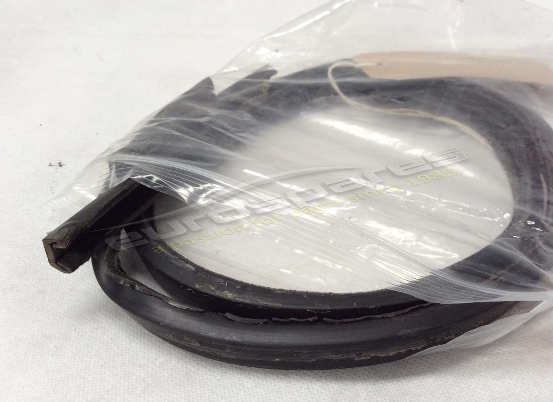 USED LAMBORGHINI 75 CM VELOUR CHANNEL. PART NUMBER 007021107 (1) used lamborghini 75 cm velour channel. part number 007021107 (1)