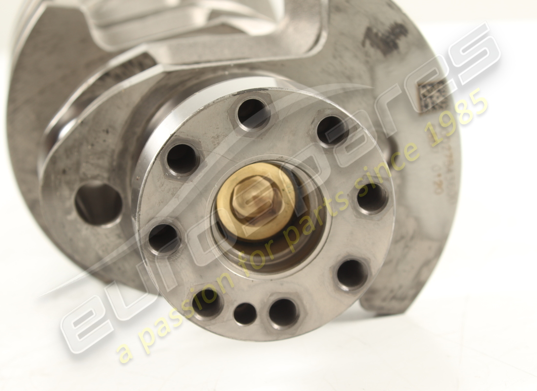 NEW FERRARI CRANKSHAFT. PART NUMBER 275436 (3) new ferrari crankshaft. part number 275436 (3)