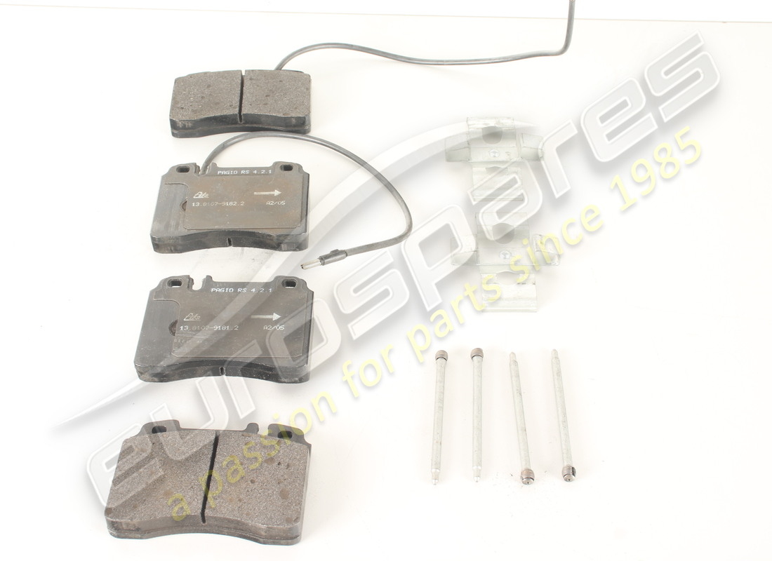 NEW Ferrari FRONT BRAKE PAD SET . PART NUMBER 70000802 (1)