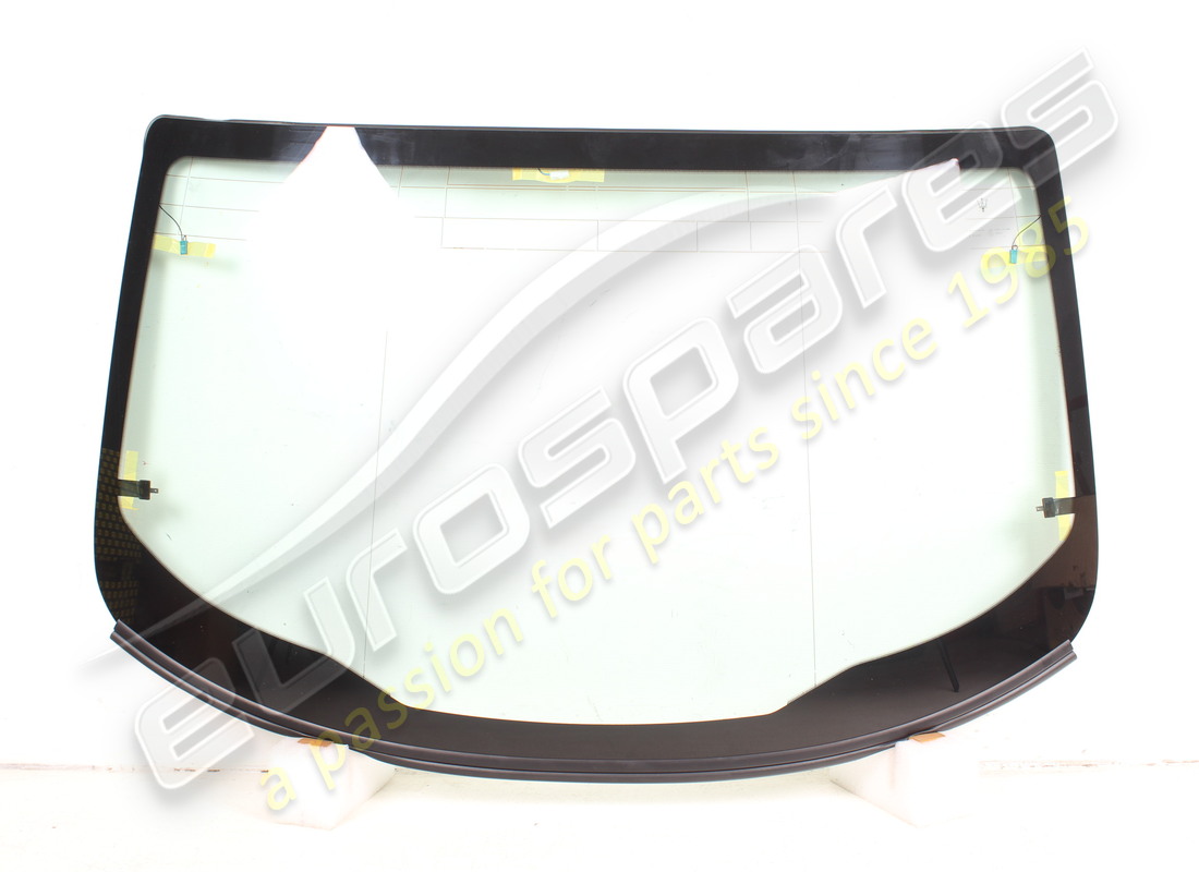 NEW MASERATI REAR WINDOW GLASS. PART NUMBER 673003589 (1) new maserati rear window glass. part number 673003589 (1)