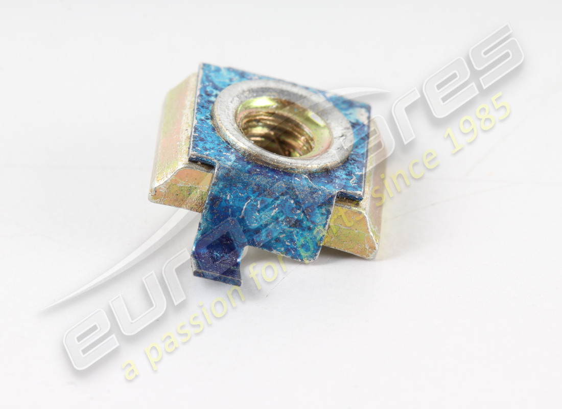 new maserati m5 cage nut. part number 14647690 (2)