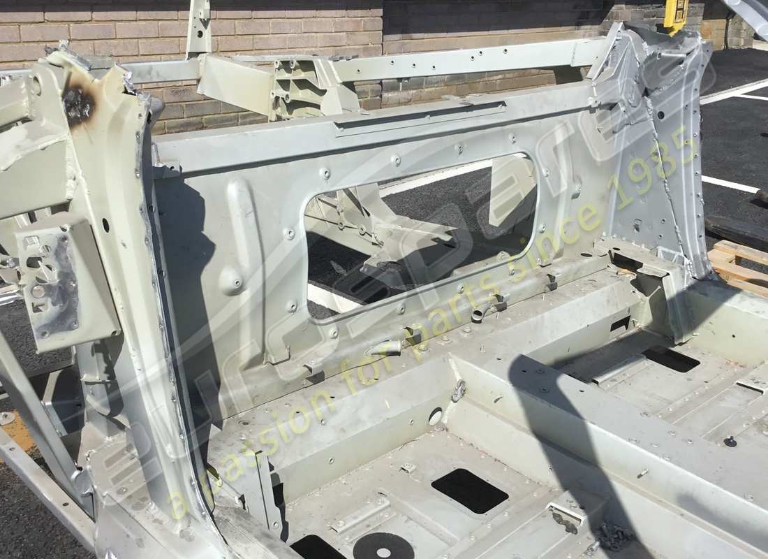 NEW FERRARI COMPLETE BODYWORK. PART NUMBER 360SHELL (7) new ferrari complete bodywork. part number 360shell (7)