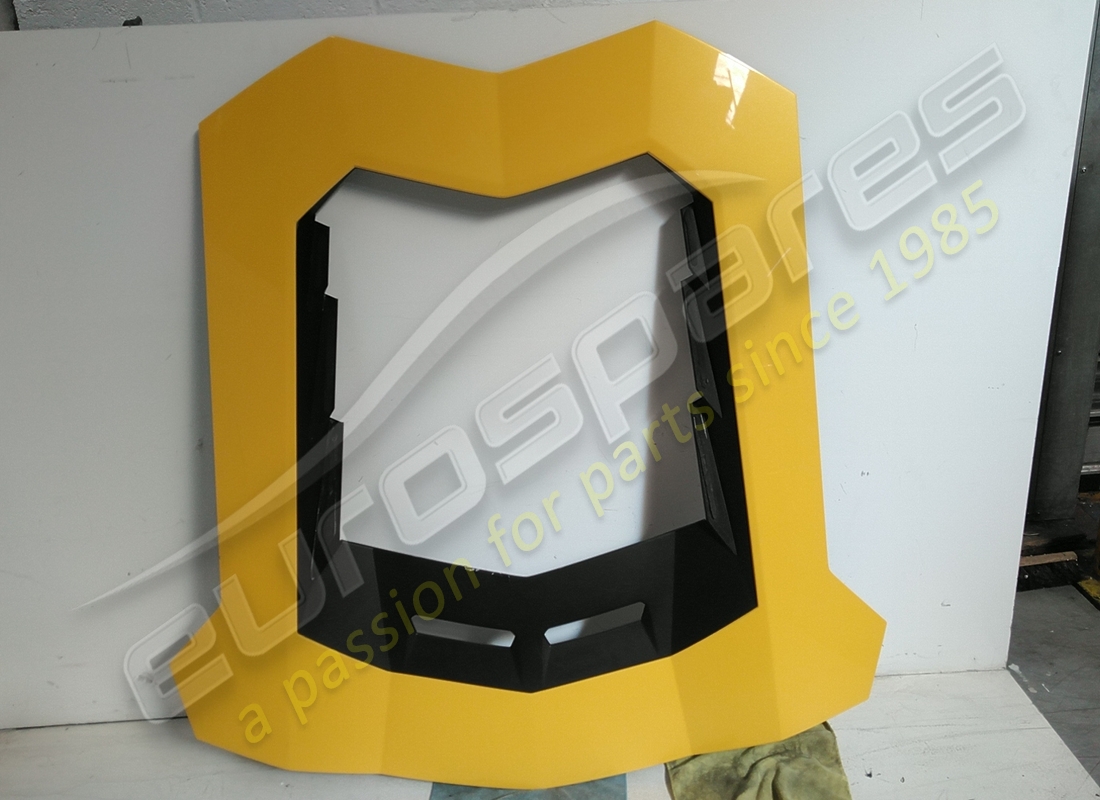 DAMAGED Lamborghini TRUNK LID . PART NUMBER 476827025 (1)
