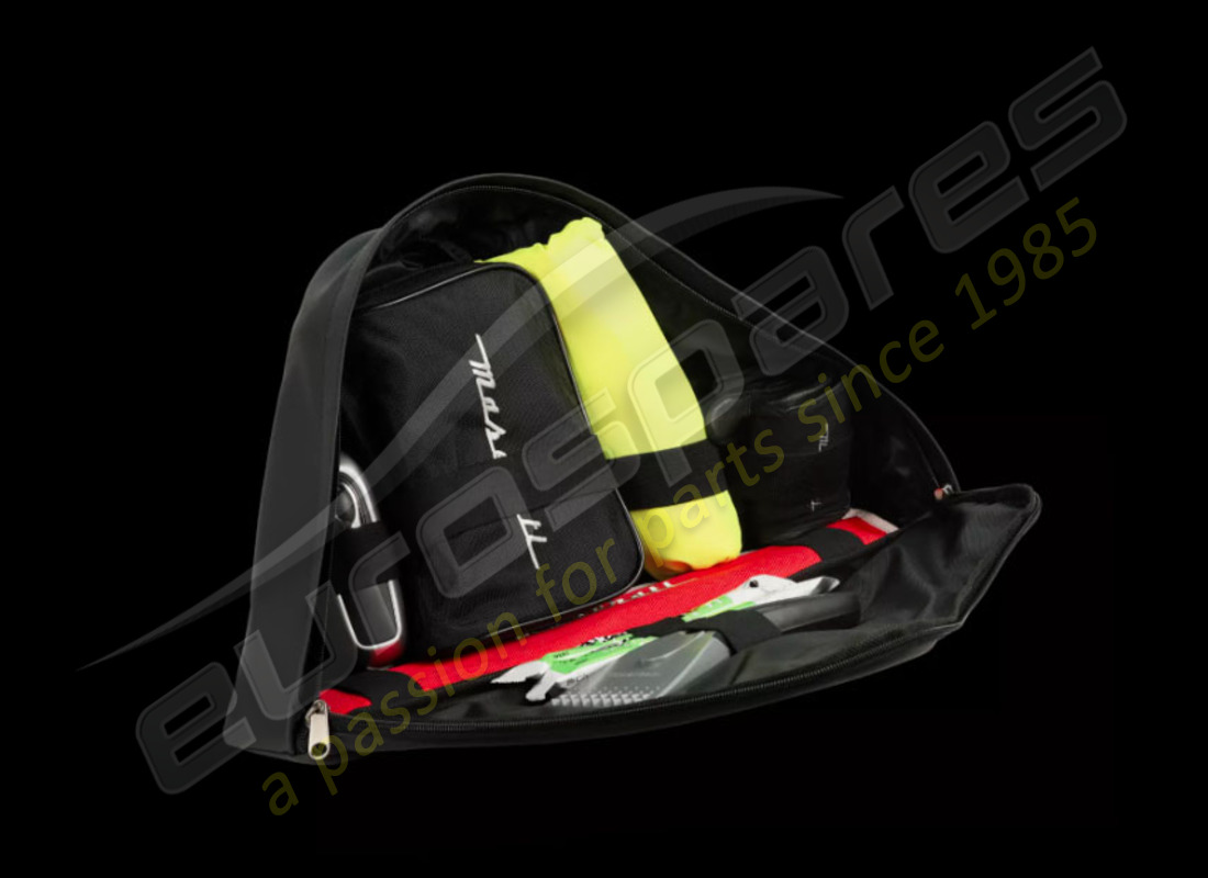 new maserati emergency kit m156. part number 940000281 (2)