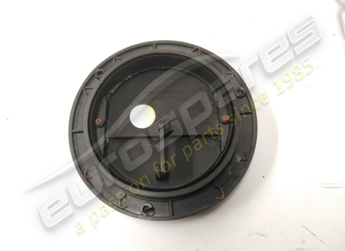 USED FERRARI AIR VENT. PART NUMBER 40152803 (5) used ferrari air vent. part number 40152803 (5)