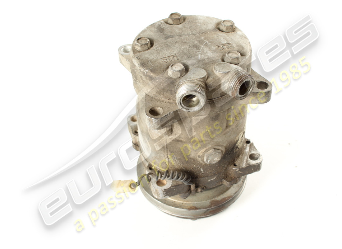 used ferrari air conditioning compressor. part number 123205 (4)